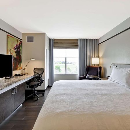 Hilton Garden Inn Detroit Трой Екстер'єр фото