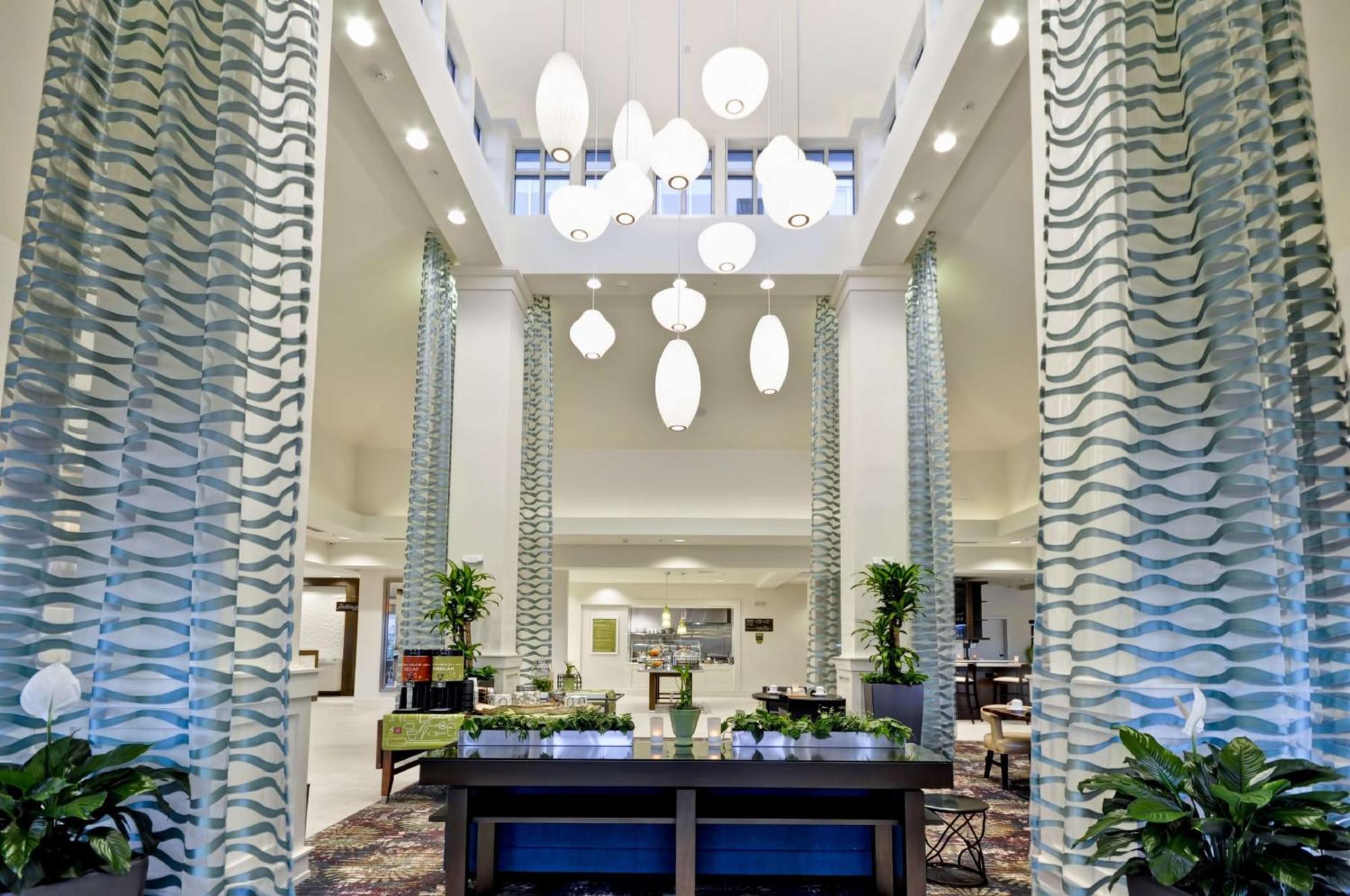 Hilton Garden Inn Detroit Трой Екстер'єр фото